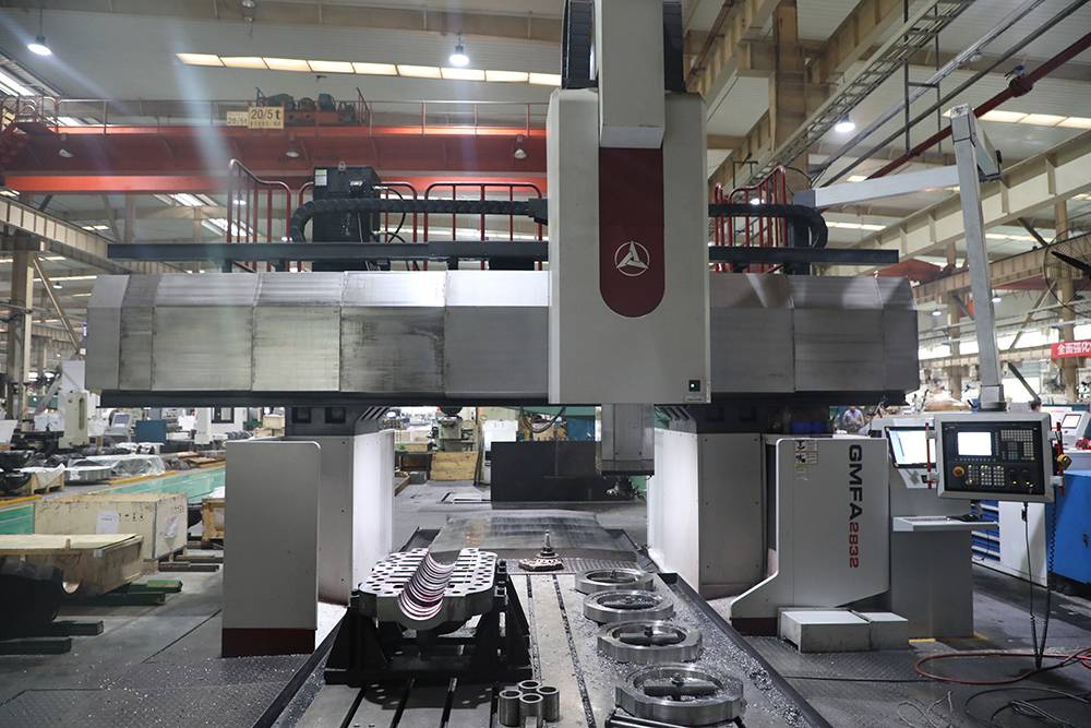GMFA2832 CNC Gantry Mill